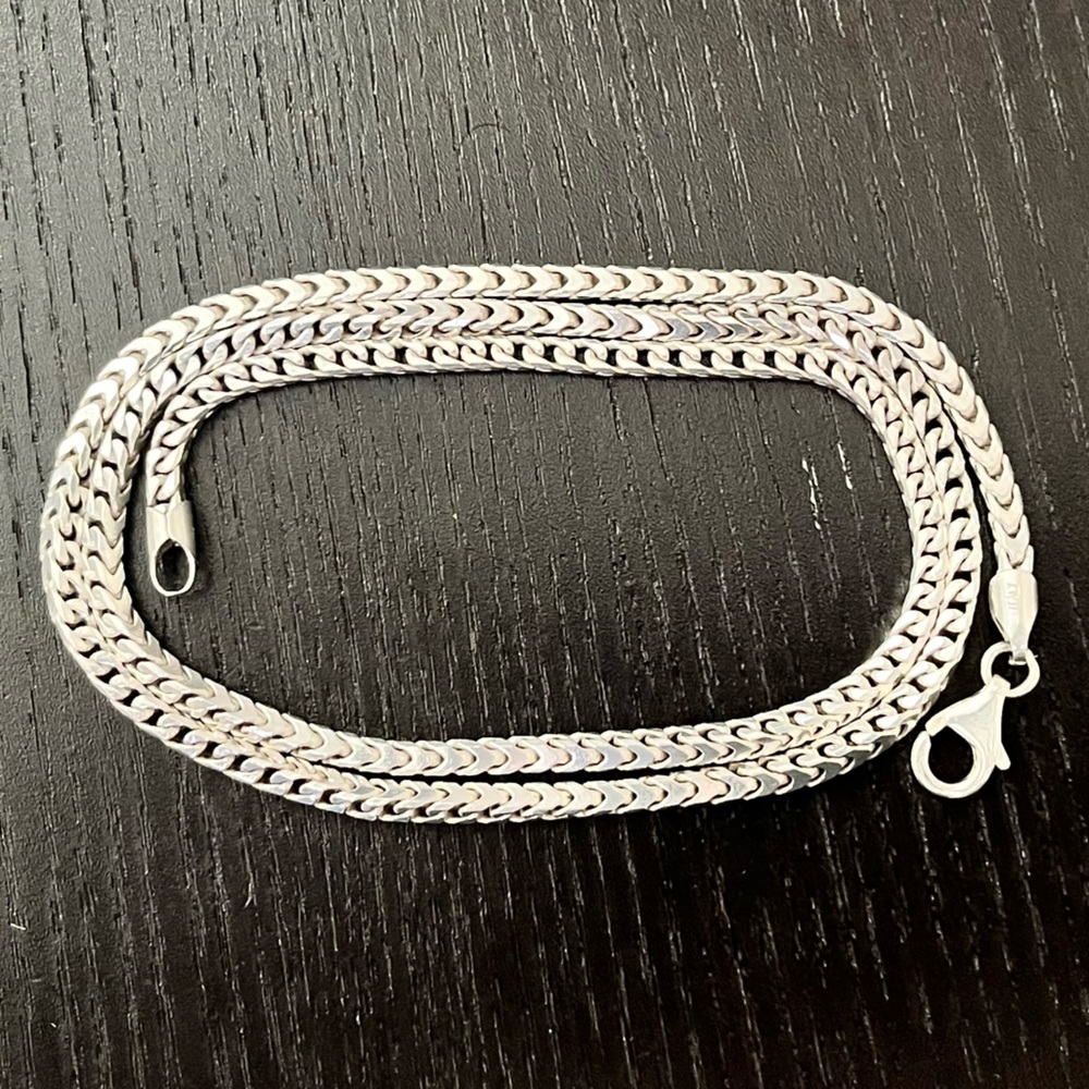 Solid 925 silver 22in 3mm Figaro chain